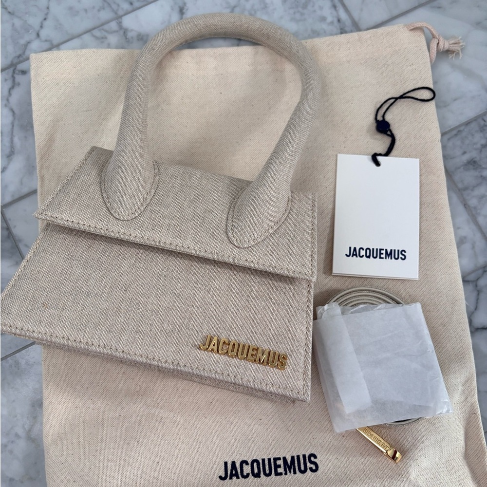 JACQUEMUS LE CHIQUITO MEDIUM